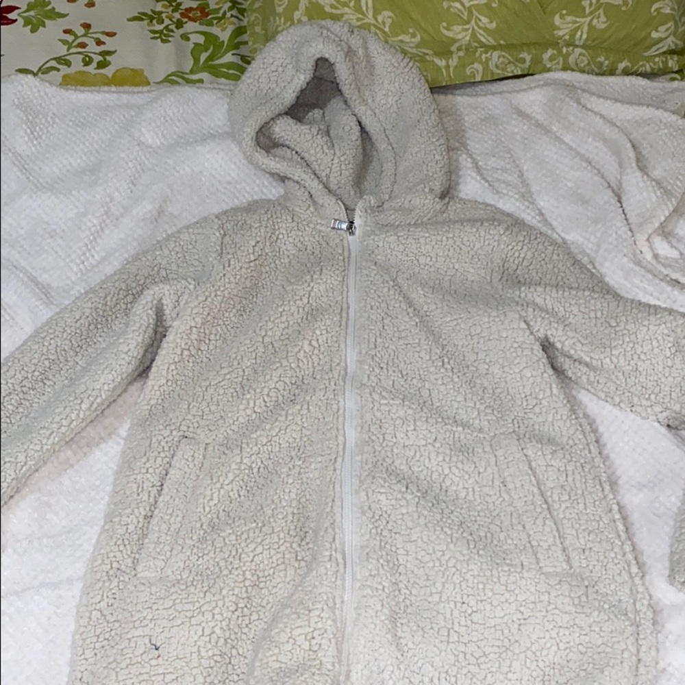 Oversized white teddy jacket